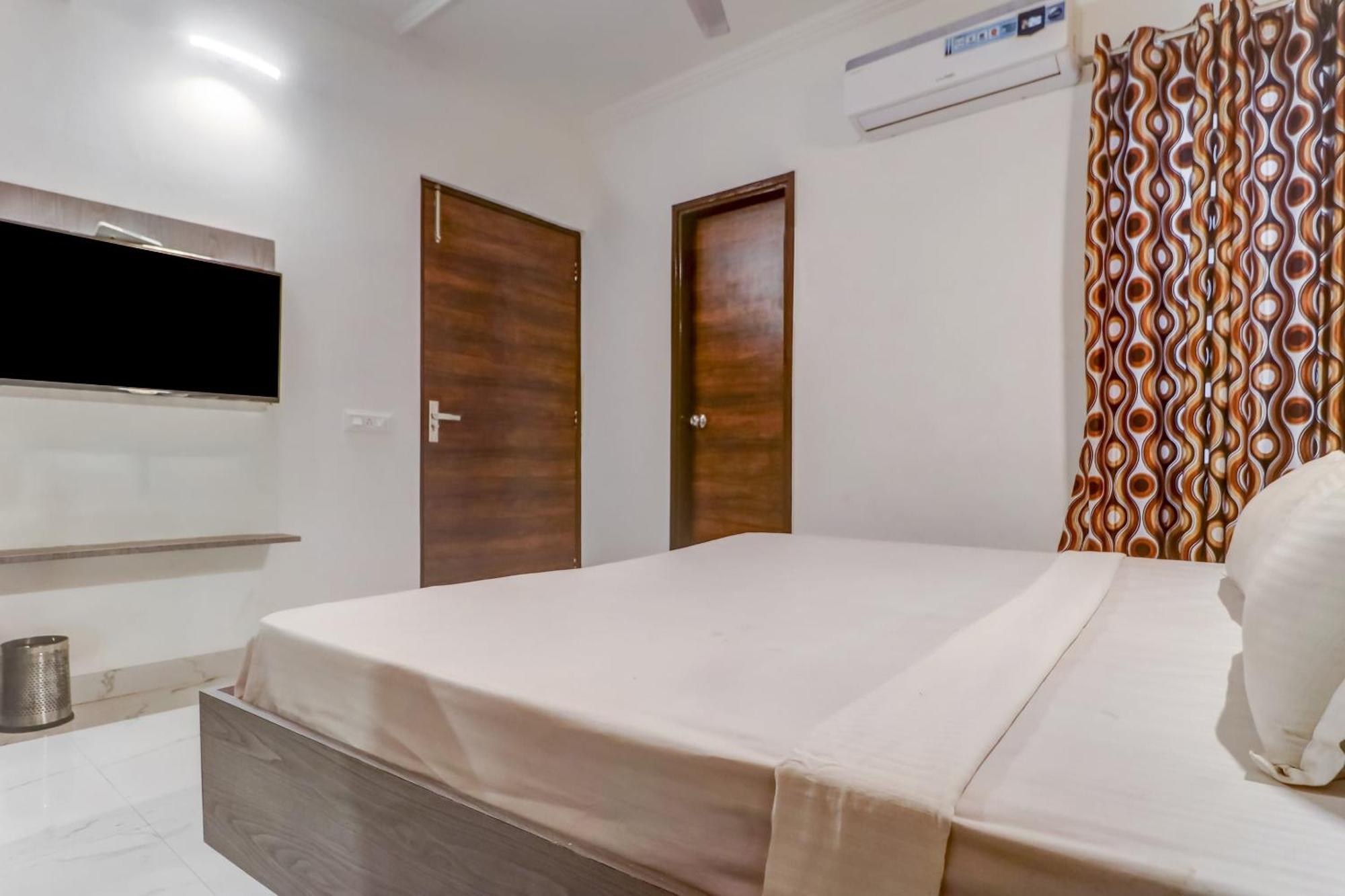 Hotel Townhouse Ludhiana Esterno foto